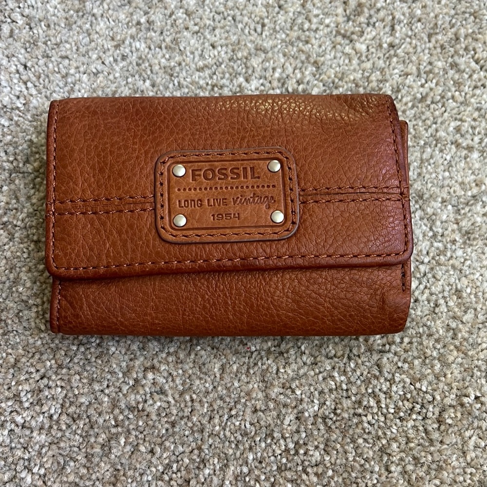 Fossil wallet